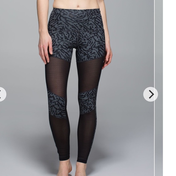 NWOT Lululemon Hot To Street Pant Size 4 - Picture 1 of 16